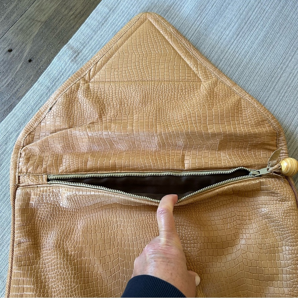 Lisandro Sarasola Vintage Leather Croc Embossed Foldover Clutch with Tassel - Picture 11 of 16